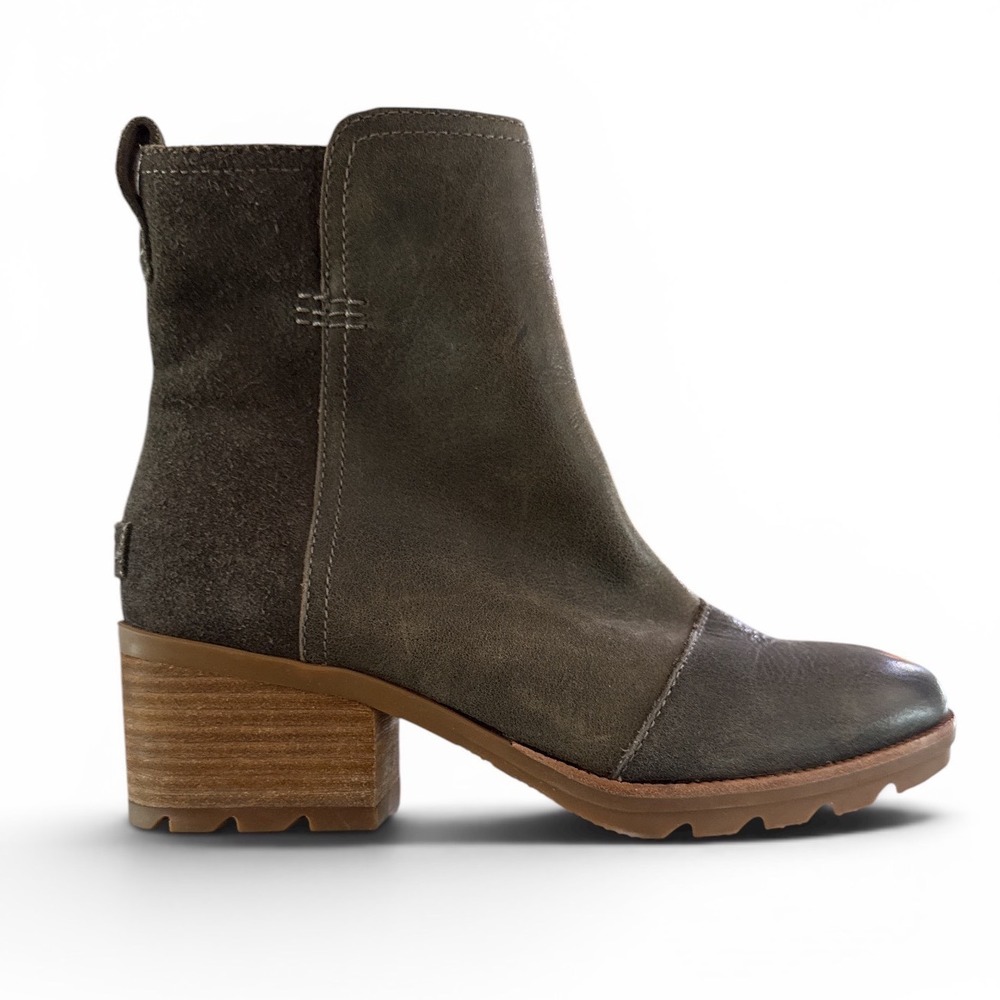 Sorel Suede Ankle Boots Womens Size 7.5